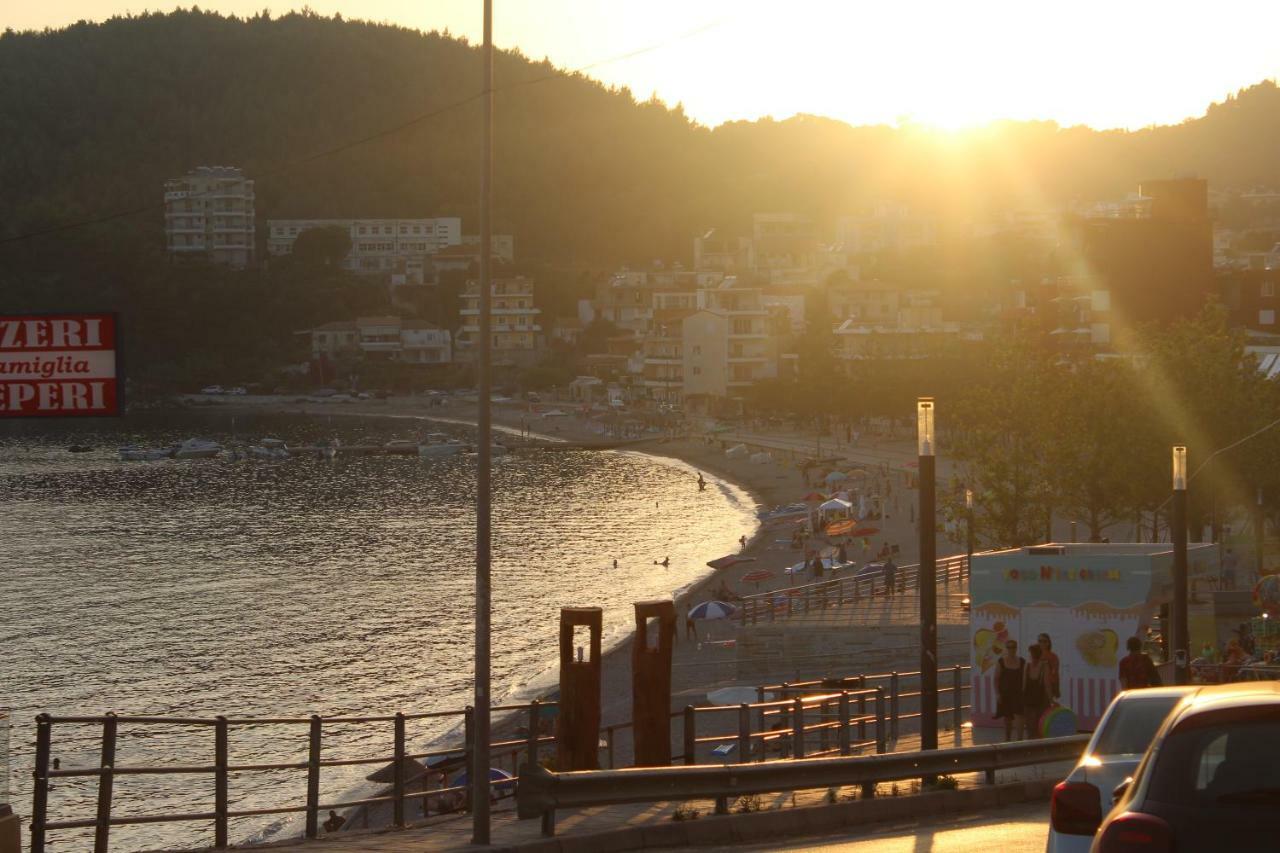 Ionian Terrace Bed and Breakfast Χειμάρρα Εξωτερικό φωτογραφία